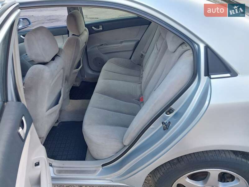 Седан Hyundai Sonata 2006 в Миколаєві