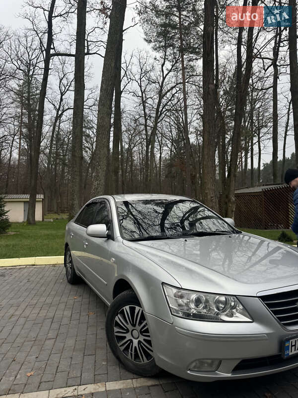 Седан Hyundai Sonata 2008 в Шепетівці