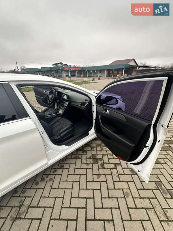 Седан Hyundai Sonata 2014 в Бахмаче