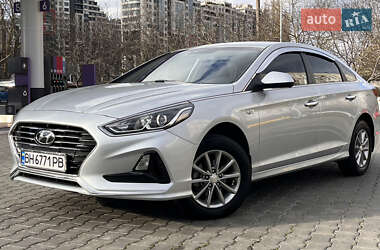 Седан Hyundai Sonata 2017 в Одессе