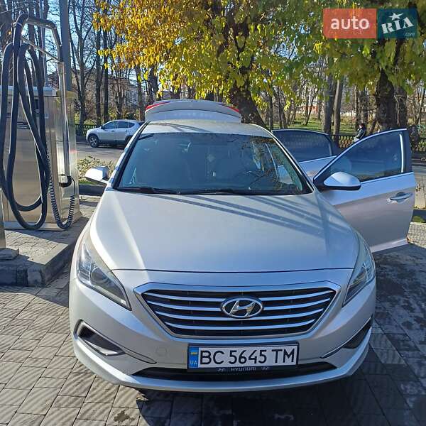 Седан Hyundai Sonata 2016 в Львове