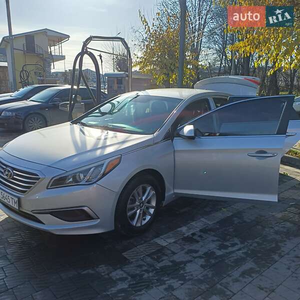Седан Hyundai Sonata 2016 в Львове