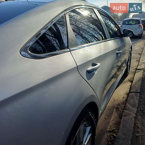 Седан Hyundai Sonata 2016 в Львове