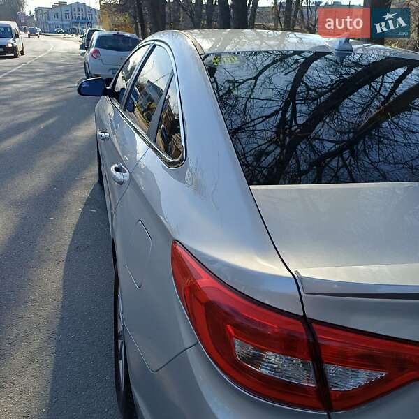 Седан Hyundai Sonata 2016 в Львове