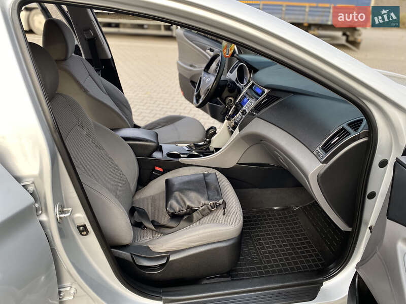 Седан Hyundai Sonata 2010 в Хмельницком фото 29 Седан Hyundai Sonata 2010 в Хмельницком