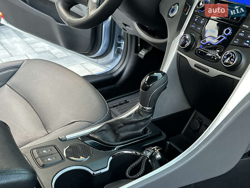 Седан Hyundai Sonata 2013 в Одессе фото 52 Седан Hyundai Sonata 2013 в Одессе