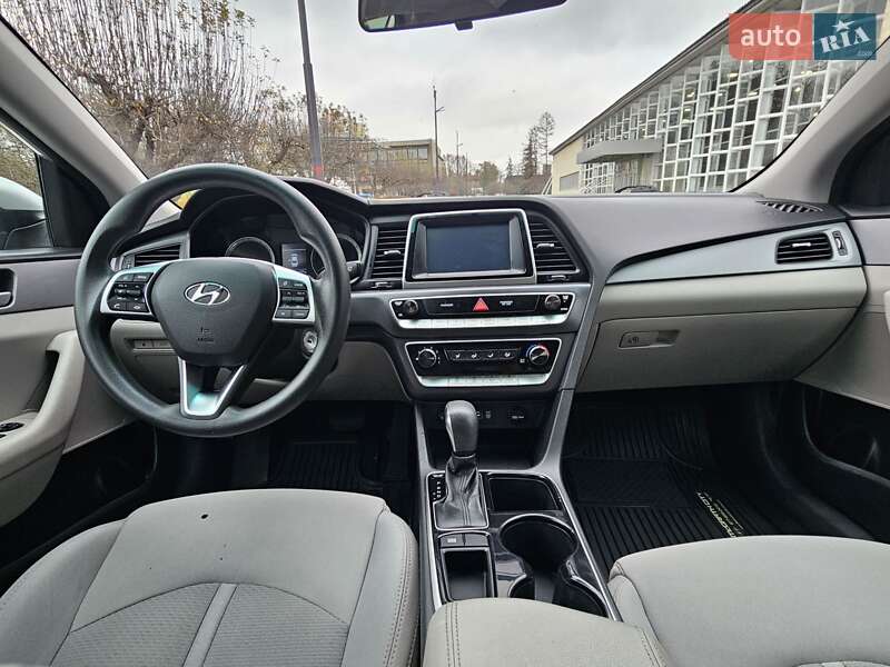 Седан Hyundai Sonata 2018 в Киеве фото 25 Седан Hyundai Sonata 2018 в Киеве