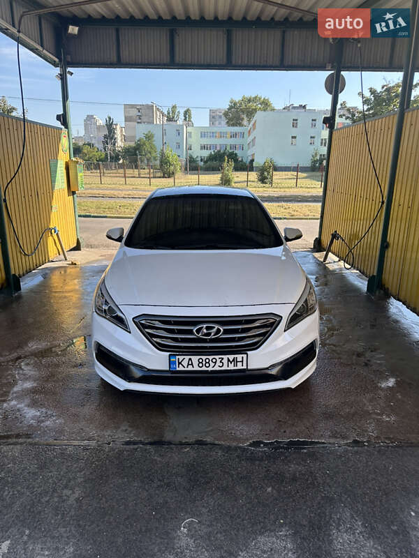 Седан Hyundai Sonata 2015 в Киеве