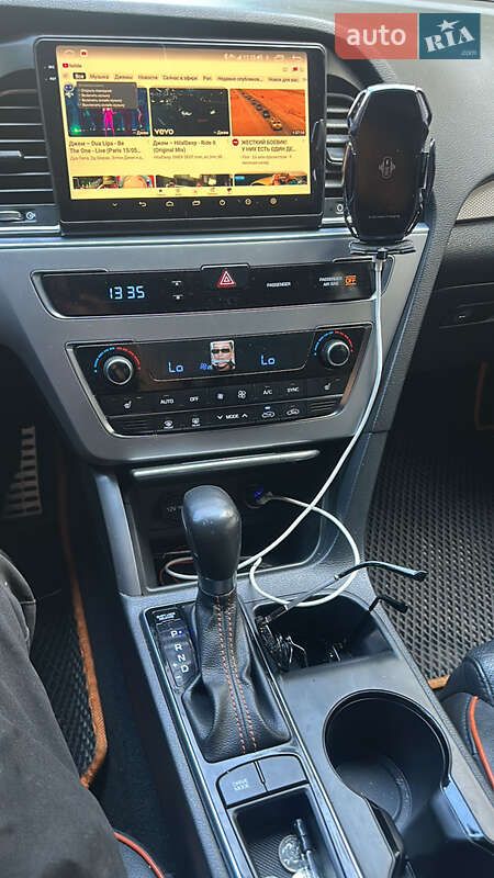 Седан Hyundai Sonata 2015 в Киеве