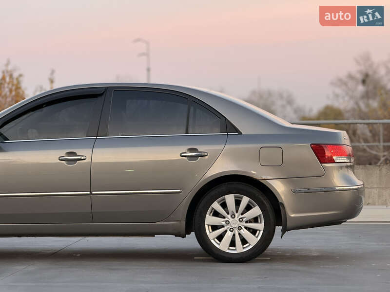 Седан Hyundai Sonata 2008 в Киеве