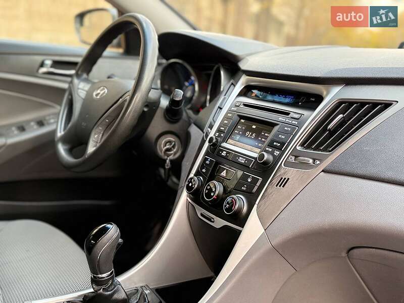 Седан Hyundai Sonata 2013 в Николаеве фото 14 Седан Hyundai Sonata 2013 в Николаеве