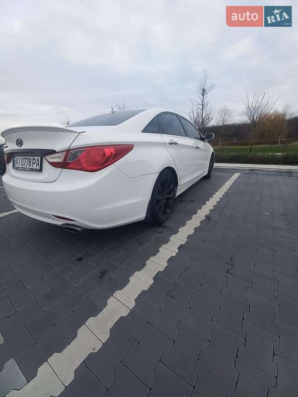 Седан Hyundai Sonata 2012 в Ирпене