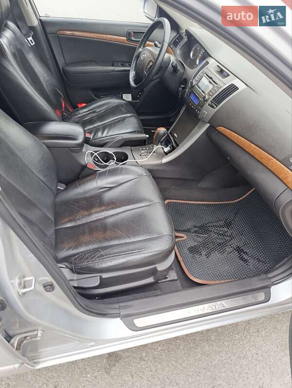 Седан Hyundai Sonata 2009 в Киеве
