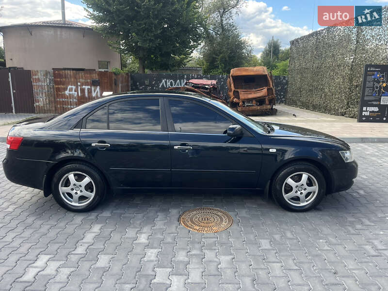 Седан Hyundai Sonata 2006 в Ирпене