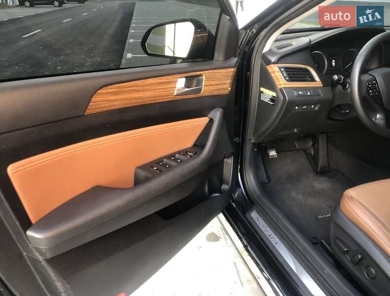 Седан Hyundai Sonata 2015 в Киеве