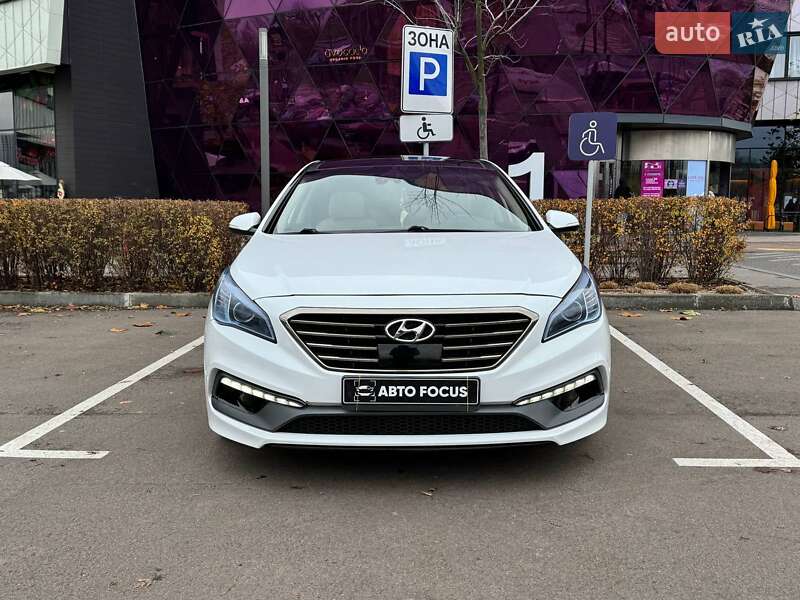 Седан Hyundai Sonata 2016 в Киеве