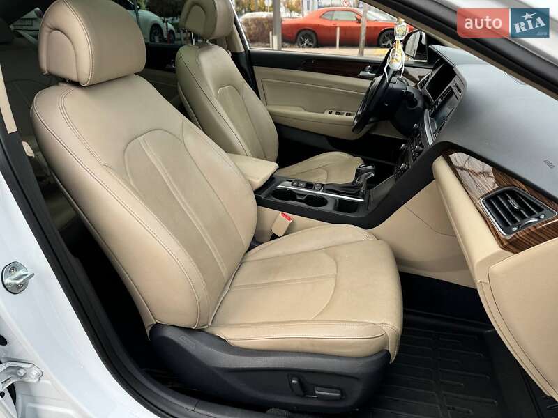 Седан Hyundai Sonata 2016 в Киеве