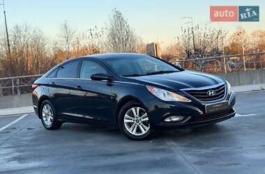 Седан Hyundai Sonata 2013 в Киеве