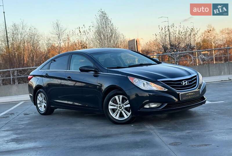 Hyundai Sonata 2013