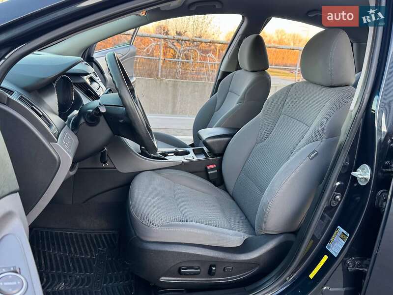 Седан Hyundai Sonata 2013 в Киеве