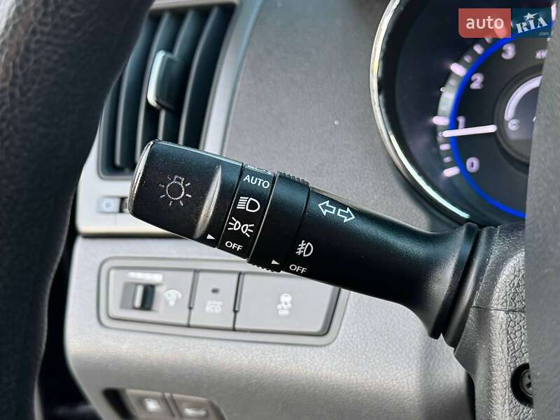 Седан Hyundai Sonata 2013 в Киеве