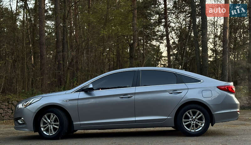 Седан Hyundai Sonata 2016 в Киеве