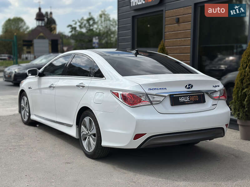 Седан Hyundai Sonata 2014 в Шептицькому