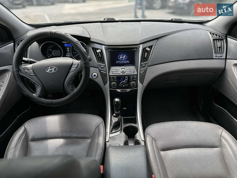 Седан Hyundai Sonata 2014 в Шептицькому