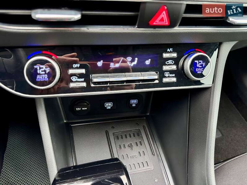 Седан Hyundai Sonata 2022 в Киеве