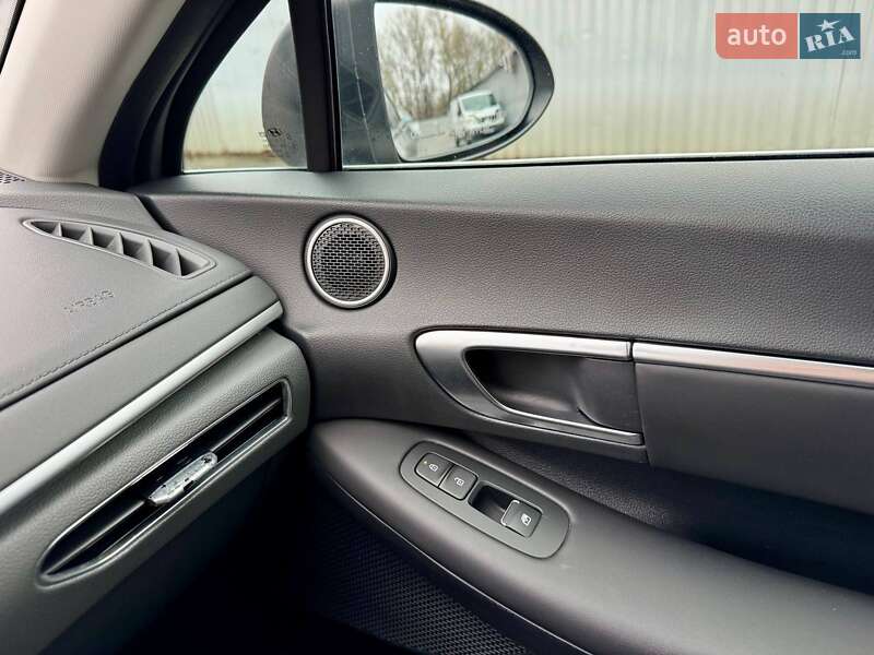 Седан Hyundai Sonata 2022 в Киеве