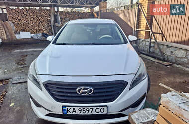 Седан Hyundai Sonata 2015 в Горішніх Плавнях