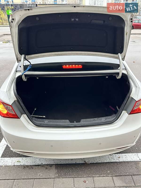 Седан Hyundai Sonata 2011 в Киеве