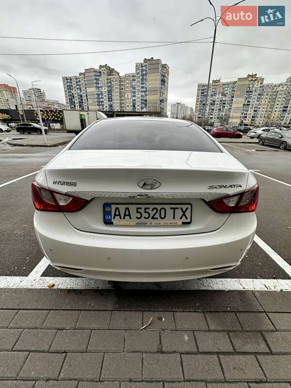 Седан Hyundai Sonata 2011 в Киеве