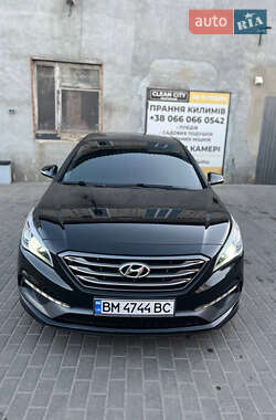 Седан Hyundai Sonata 2015 в Сумах