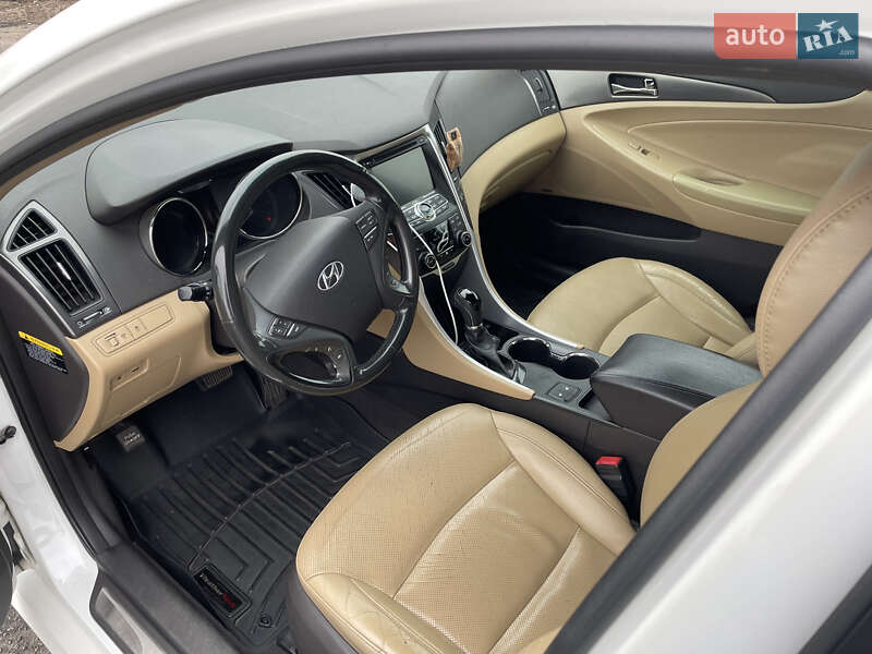 Седан Hyundai Sonata 2013 в Одессе