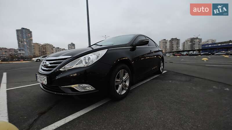 Седан Hyundai Sonata 2014 в Киеве