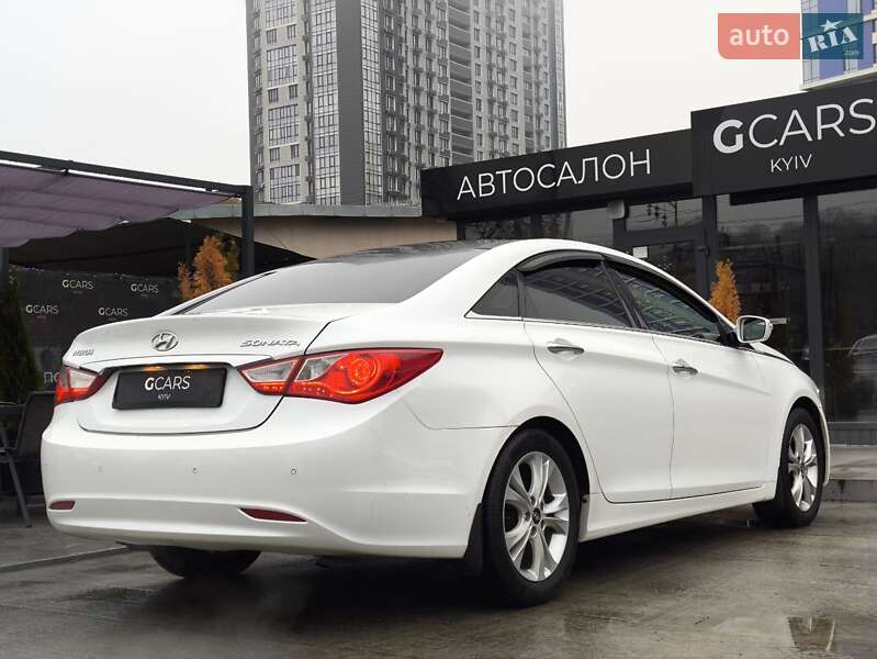 Седан Hyundai Sonata 2010 в Киеве