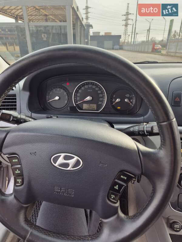 Седан Hyundai Sonata 2006 в Кривом Роге фото 10 Седан Hyundai Sonata 2006 в Кривом Роге