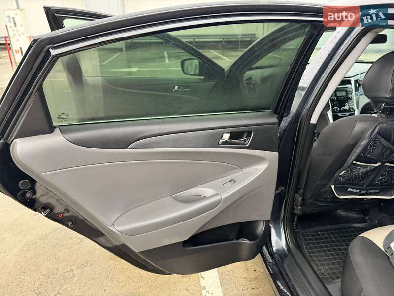 Седан Hyundai Sonata 2013 в Киеве фото 19 Седан Hyundai Sonata 2013 в Киеве