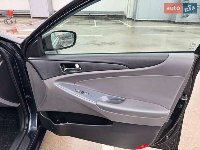 Седан Hyundai Sonata 2013 в Киеве фото 26 Седан Hyundai Sonata 2013 в Киеве
