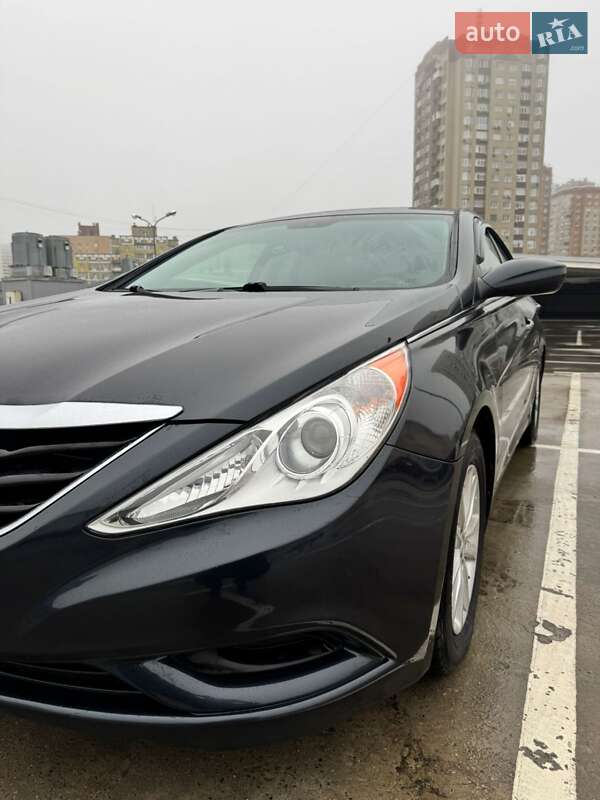 Седан Hyundai Sonata 2013 в Киеве фото 30 Седан Hyundai Sonata 2013 в Киеве