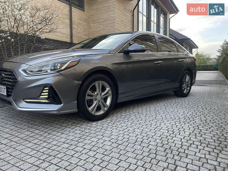 Седан Hyundai Sonata 2018 в Львове