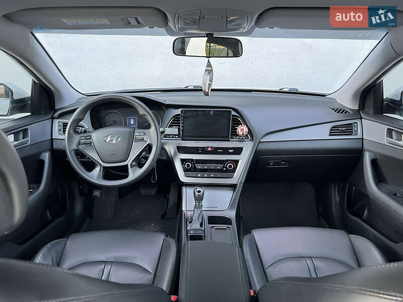 Седан Hyundai Sonata 2016 в Тернополе