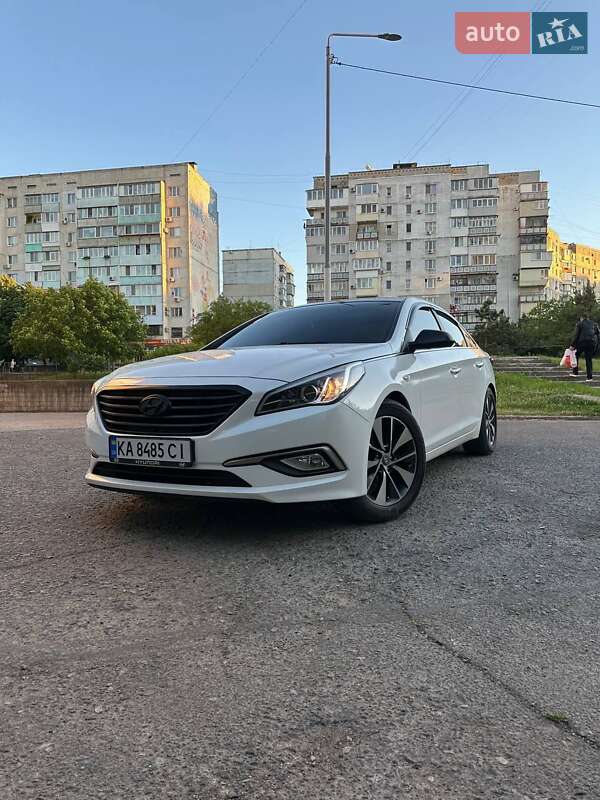 Hyundai Sonata 2015