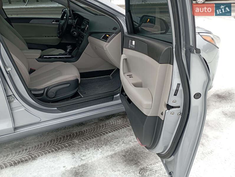 Седан Hyundai Sonata 2014 в Виннице