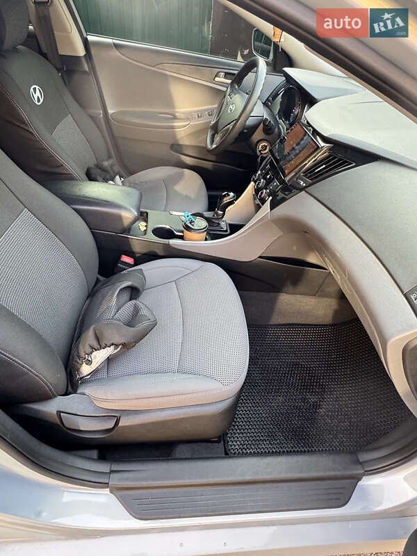 Седан Hyundai Sonata 2014 в Киеве