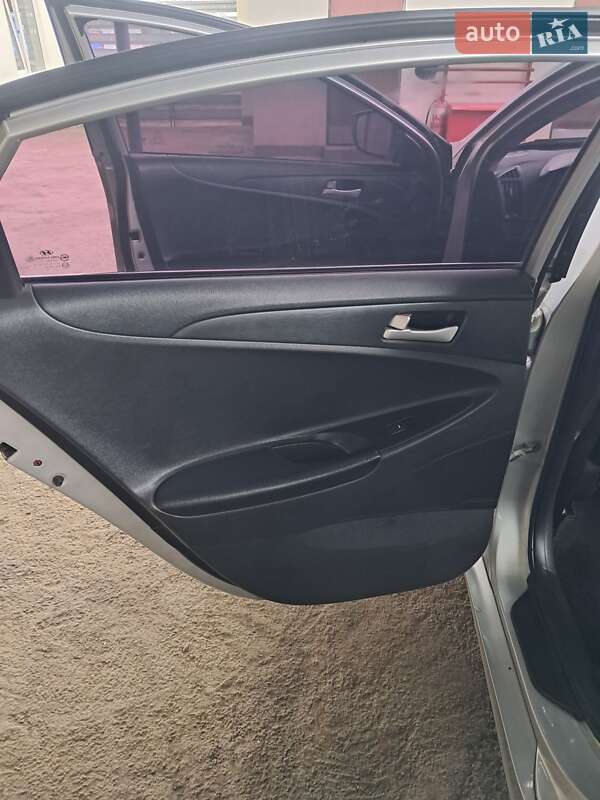 Седан Hyundai Sonata 2012 в Одессе
