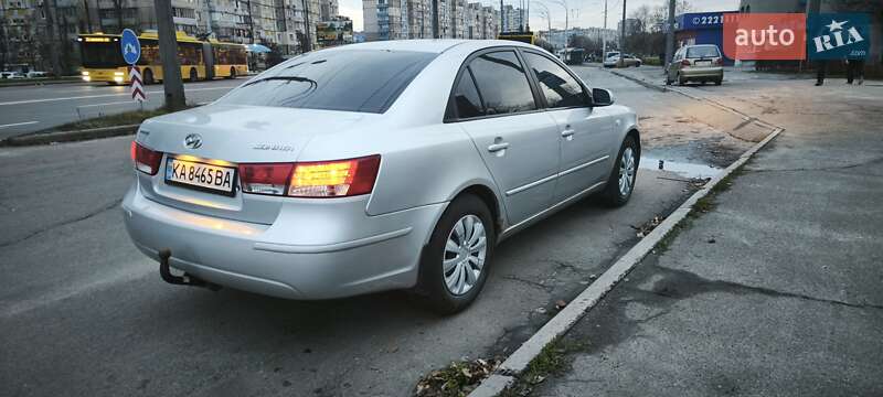 Седан Hyundai Sonata 2009 в Киеве