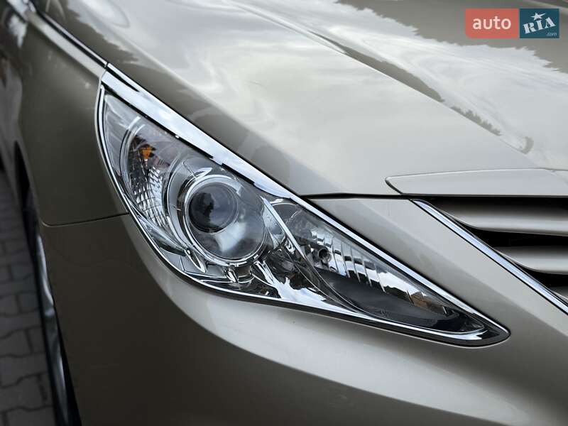 Седан Hyundai Sonata 2010 в Хмельницком