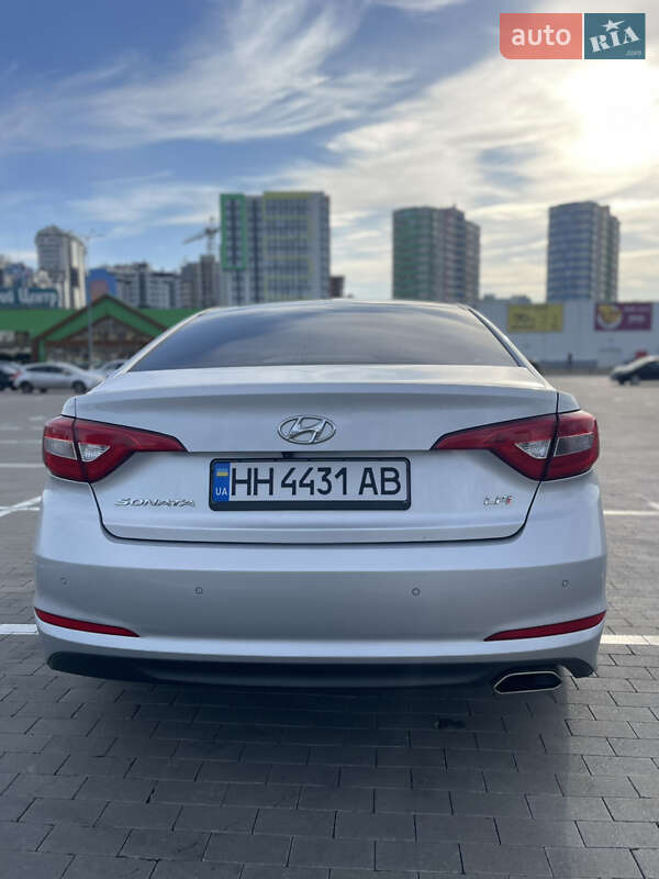 Седан Hyundai Sonata 2016 в Одессе
